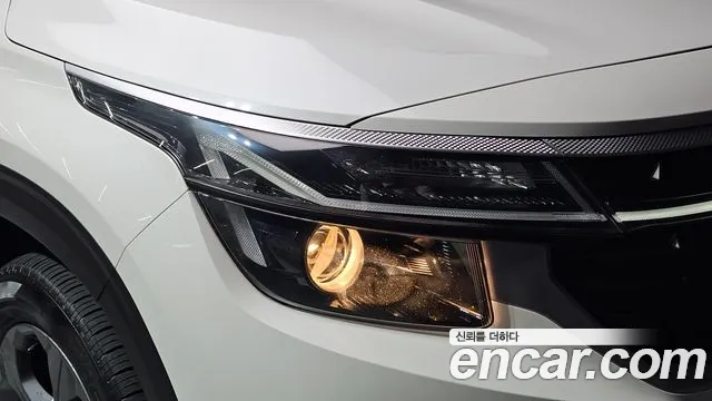 Kia Seltos New — Фото автомобиля 7