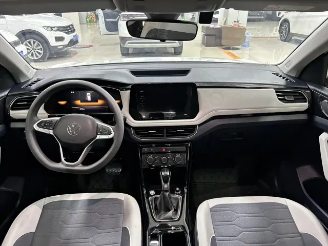 Volkswagen Tharu — Фото автомобиля 7