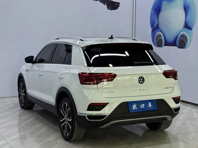 Volkswagen T-Roc — Фото автомобиля 6
