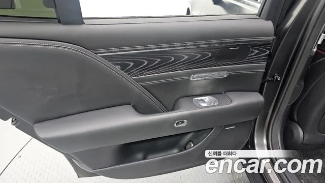 Genesis G90 RS4 — Фото автомобиля 14