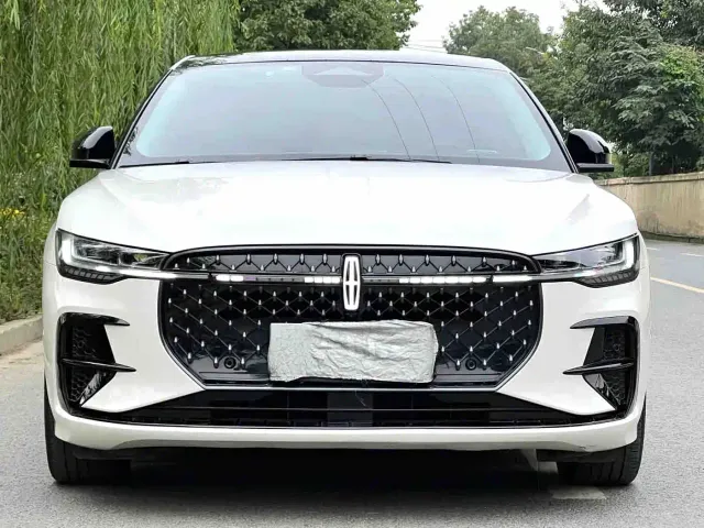 Lincoln Z — Фото автомобиля 2