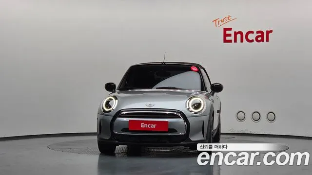Mini Cooper Convertible — Фото автомобиля 3