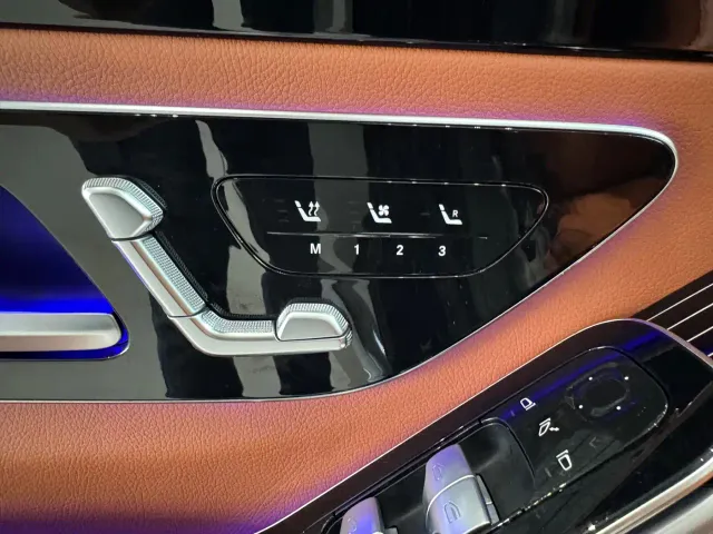 Mercedes-Benz S-Class — Фото автомобиля 14