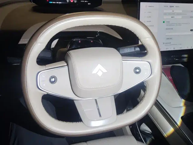 GAC Hyptec HT — Фото автомобиля 15