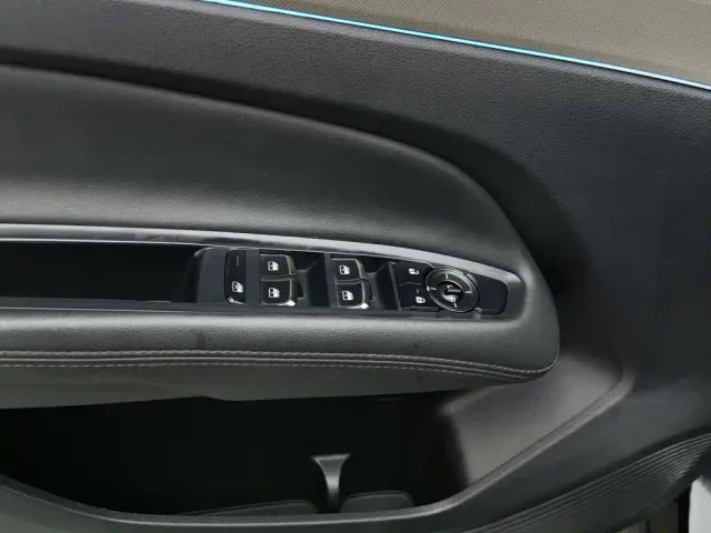 Ford Lingrui — Фото автомобиля 9