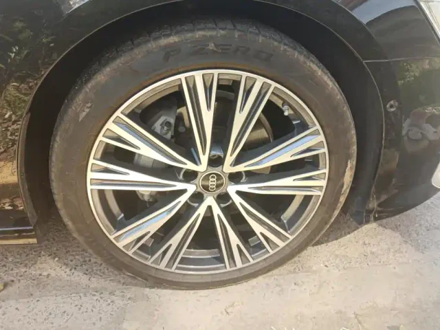 Audi A6L — Фото автомобиля 6