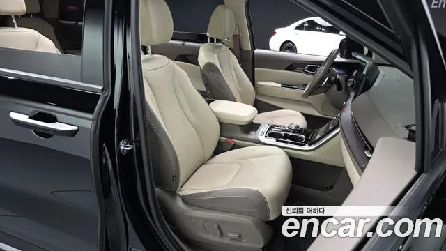 Kia Canival Carnival 4 поколение Дизель 9 мест Signature — Фото автомобиля 11