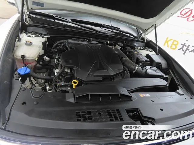 Hyundai Grandeur Grandeur (GN7) 3.5 Бензин 2WD — Фото автомобиля 19