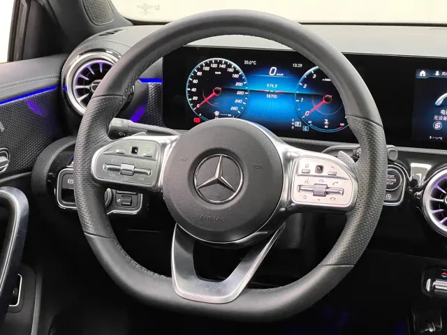 Mercedes-Benz A-Class — Фото автомобиля 12