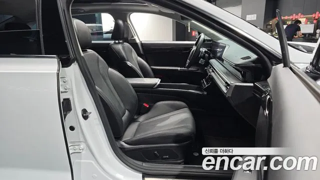 Hyundai Grandeur GN7 — Фото автомобиля 18
