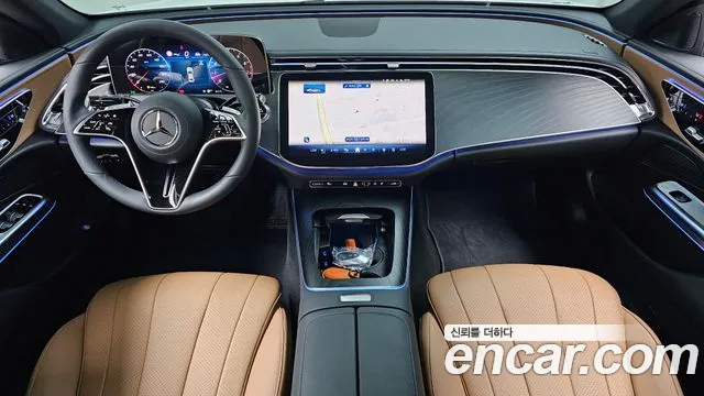 Mercedes-Benz E-Class — Фото автомобиля 7