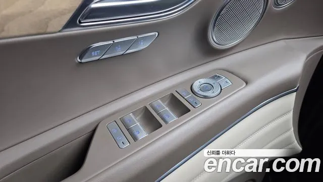 Genesis GV80 — Фото автомобиля 28