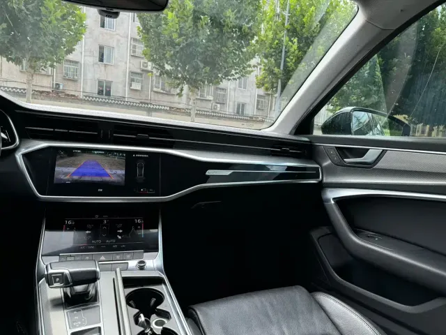 Audi A6L — Фото автомобиля 7