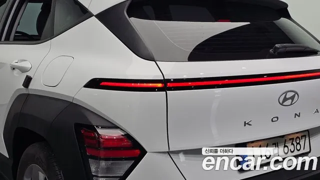 Hyundai Kona SX2 — Фото автомобиля 8