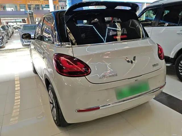 Wuling Bingo — Фото автомобиля 22