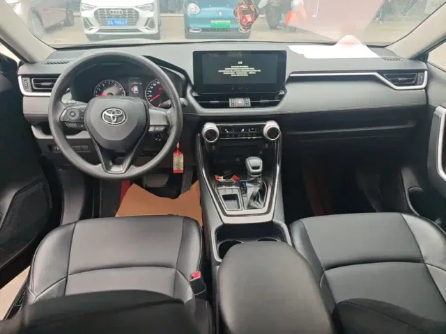 Toyota Wildlander — Фото автомобиля 9
