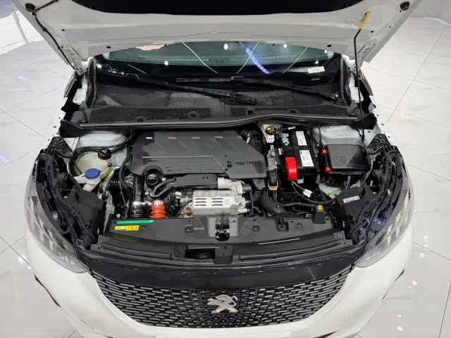 Peugeot 2008 — Фото автомобиля 21