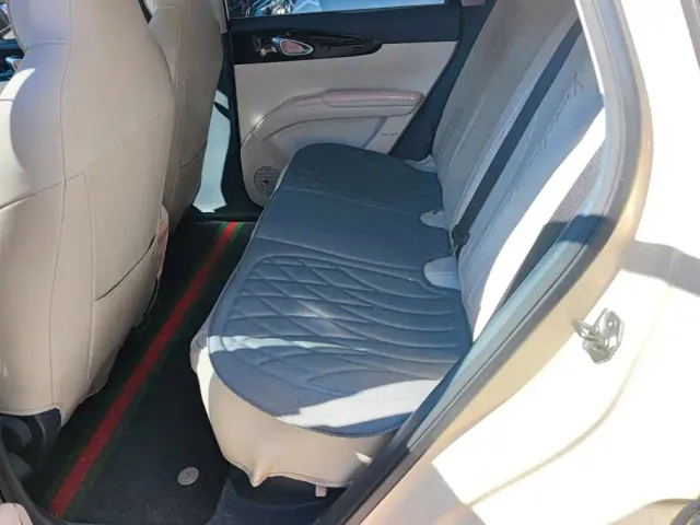 Geely Starry Wish — Фото автомобиля 11