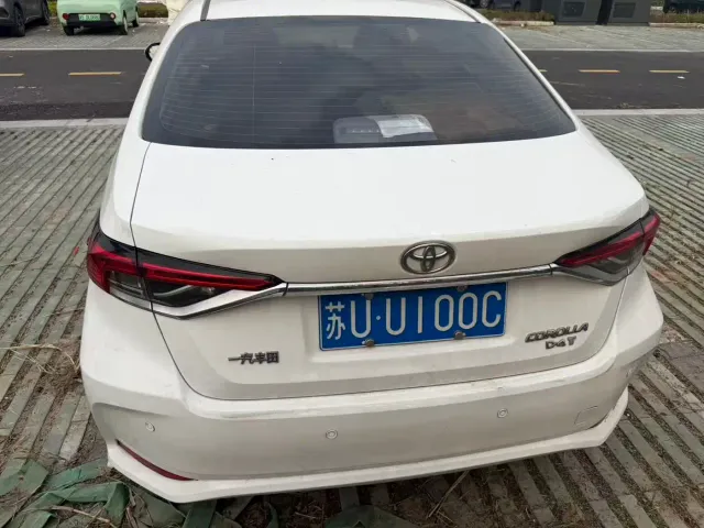 Toyota Corolla — Фото автомобиля 3