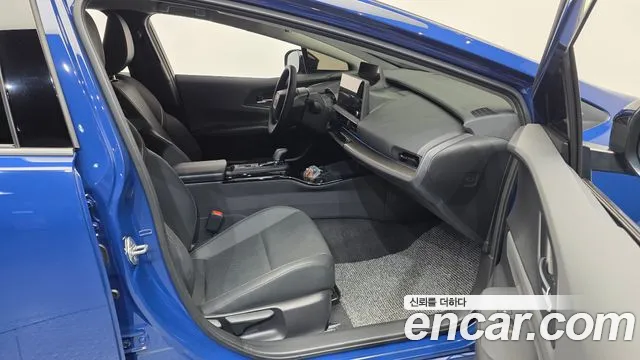 Toyota Prius — Фото автомобиля 11