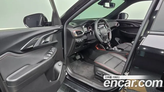 ChevroletGMDaewoo Trailblazer Trailblazer 1.3 турбо 4WD — Фото автомобиля 10