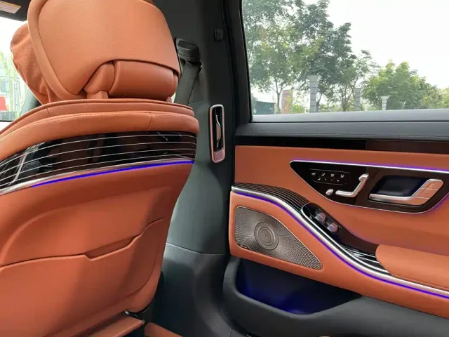 Mercedes-Benz S-Class — Фото автомобиля 15