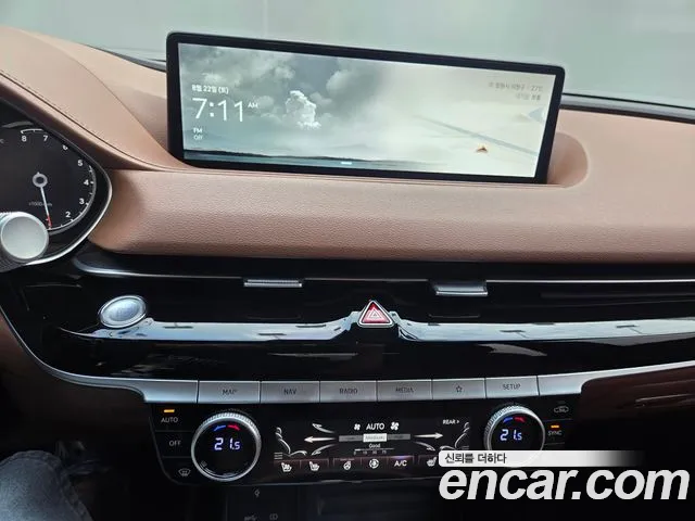 Genesis G80 Бензин 2.5 турбо 2WD — Фото автомобиля 15