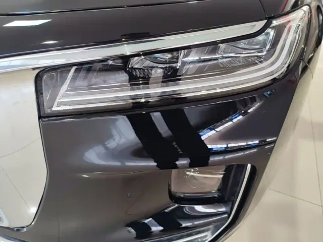 Hongqi H9 — Фото автомобиля 23