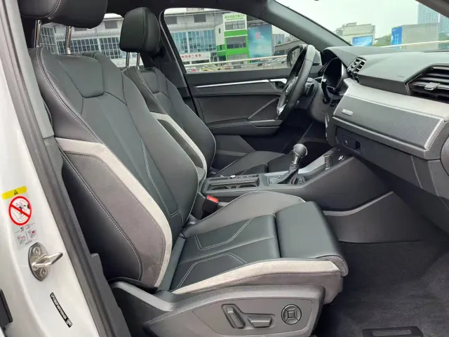 Audi Audi Q3 2024 35 TFSI Fashion Sport — Фото автомобиля 6