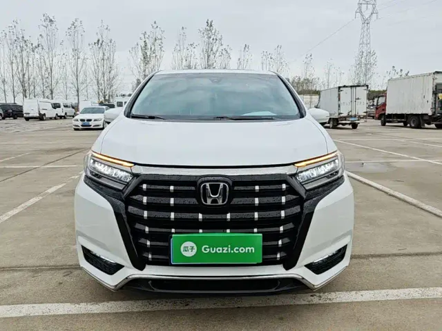 Honda Elysion — Фото автомобиля 2