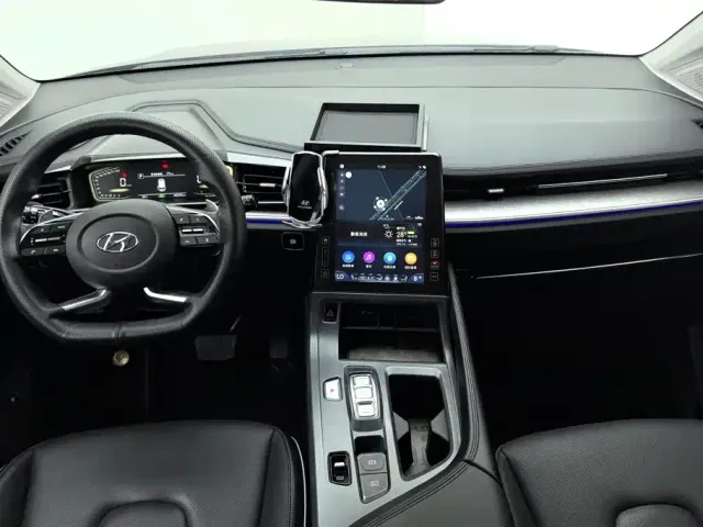Hyundai Custo — Фото автомобиля 12