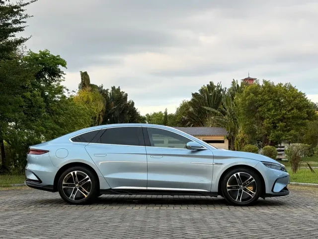 BYD Han — Фото автомобиля 20