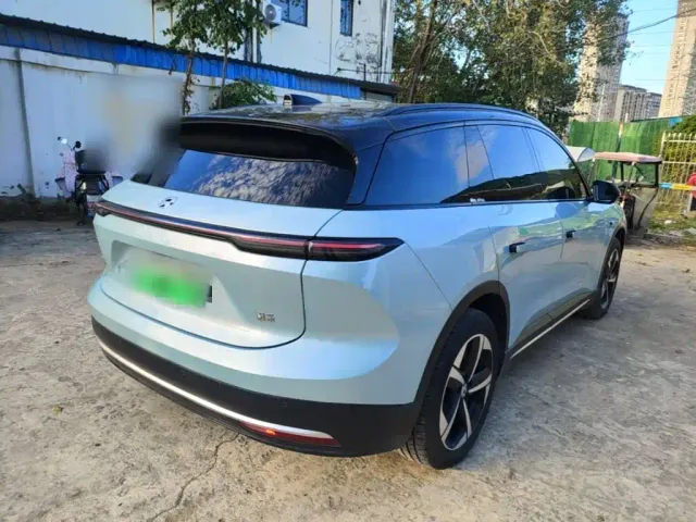 Nio ES6 — Фото автомобиля 4