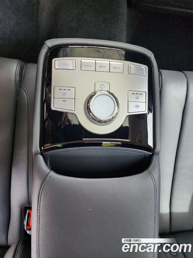 Genesis G80 RG3 — Фото автомобиля 10