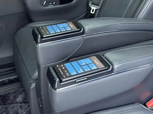 Toyota Alphard — Фото автомобиля 6