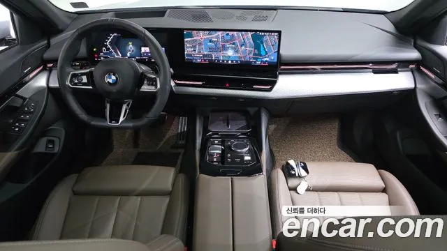 BMW 5 Series G60 — Фото автомобиля 7