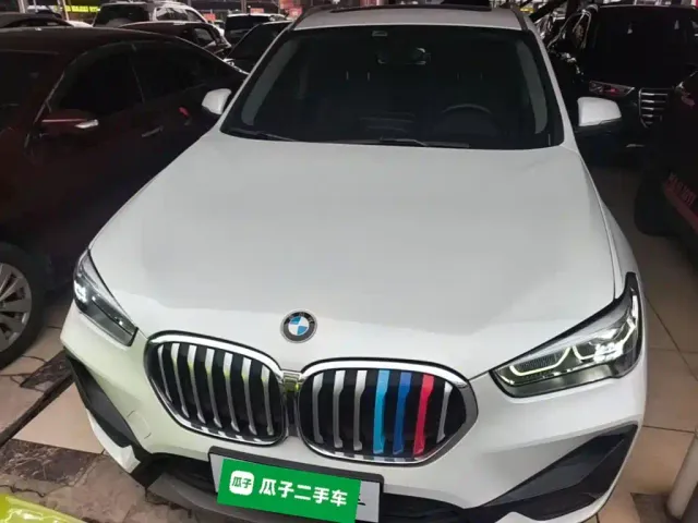 BMW X1 — Фото автомобиля 2