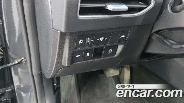 Hyundai Sonata Sonata (DN8) 2.0 LPG(Для проката) — Фото автомобиля 17