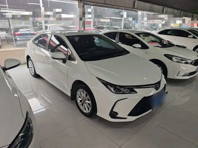 Toyota Corolla — Фото автомобиля 3