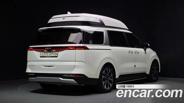 Kia Carnival Generation 4 — Фото автомобиля 2