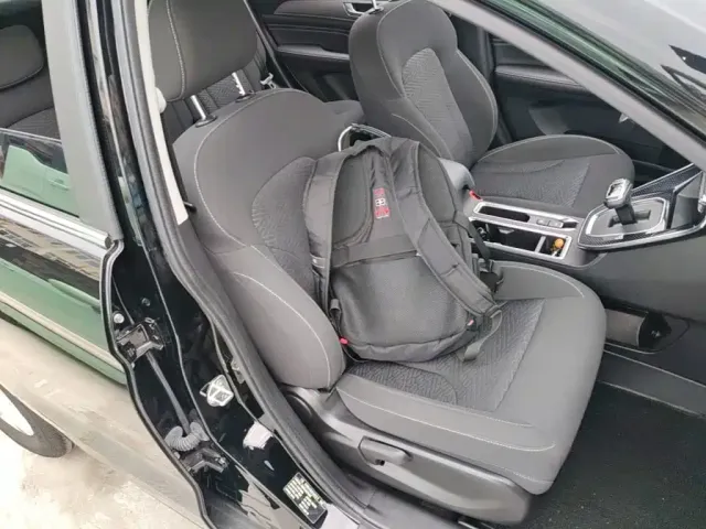 Haval M6 — Фото автомобиля 24