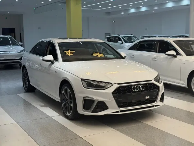 Audi A4L — Фото автомобиля 3