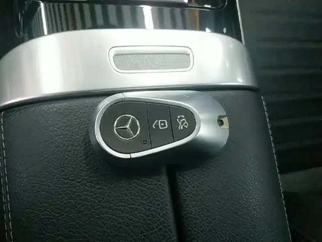 Mercedes-Benz C-Class — Фото автомобиля 8