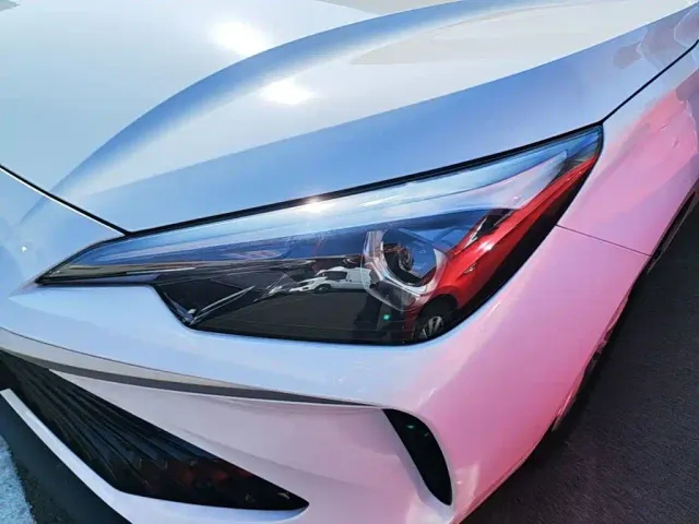 Roewe i5 — Фото автомобиля 23
