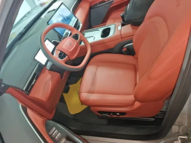Dongfeng eπ 008 — Фото автомобиля 14