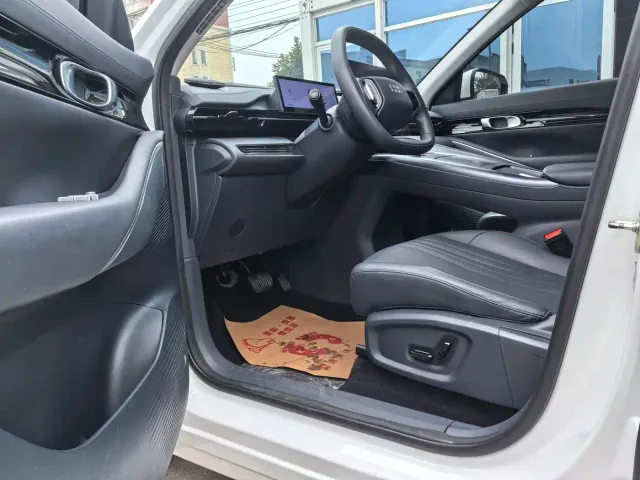 Geely Galaxy E5 — Фото автомобиля 6