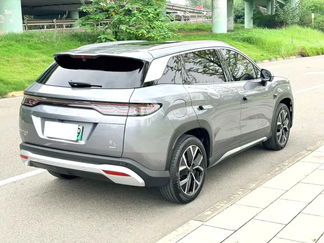 BYD Song L DM-i — Фото автомобиля 7