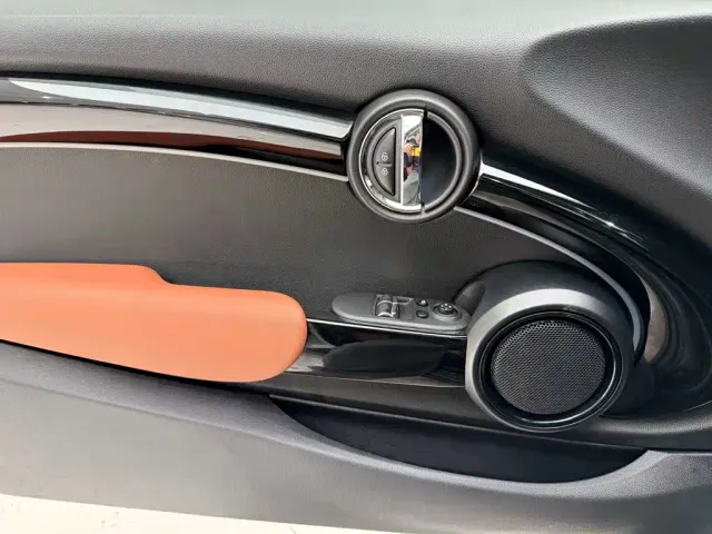 MINI Hatch — Фото автомобиля 16