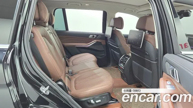 BMW X7 G07 — Фото автомобиля 25