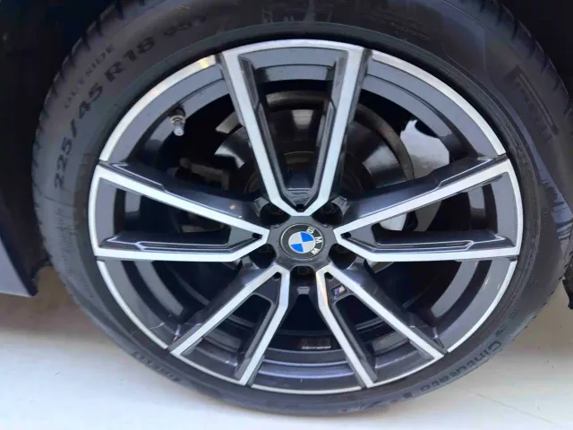 BMW 3 Series — Фото автомобиля 20